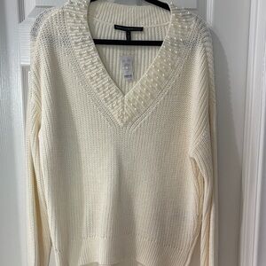 White House Black Market Cream V-Neck Sweater with Pearl Accents NWT size large